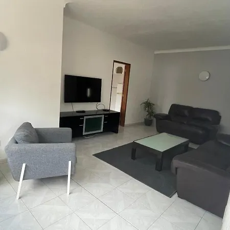 Large 2 Bedroom